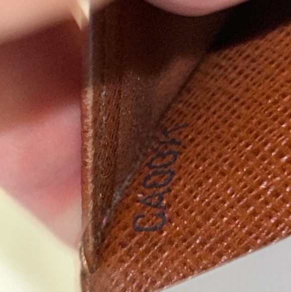 Authentic Louis Vuitton Monogram Agenda PM - Picture 3 of 14